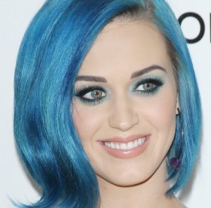 Katy Perry's Color-blocked hairstyle